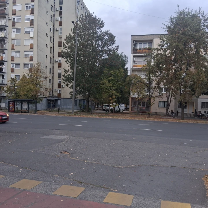 Eladó panellakás, Békéscsaba