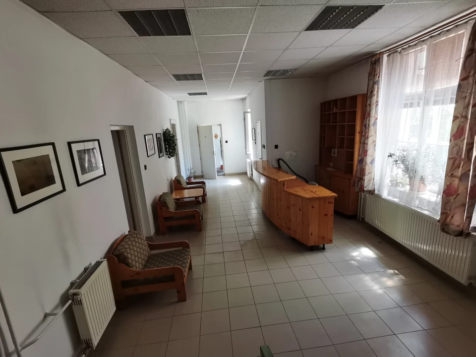Eladó hotel, panzió, Pécs