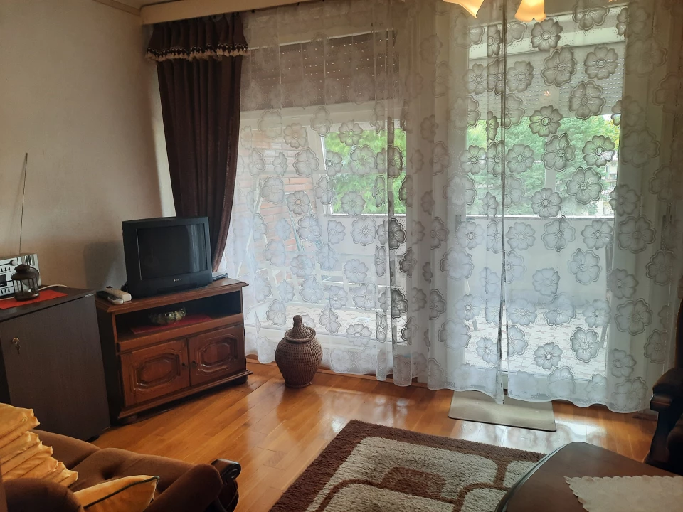 For sale brick flat, Harkány