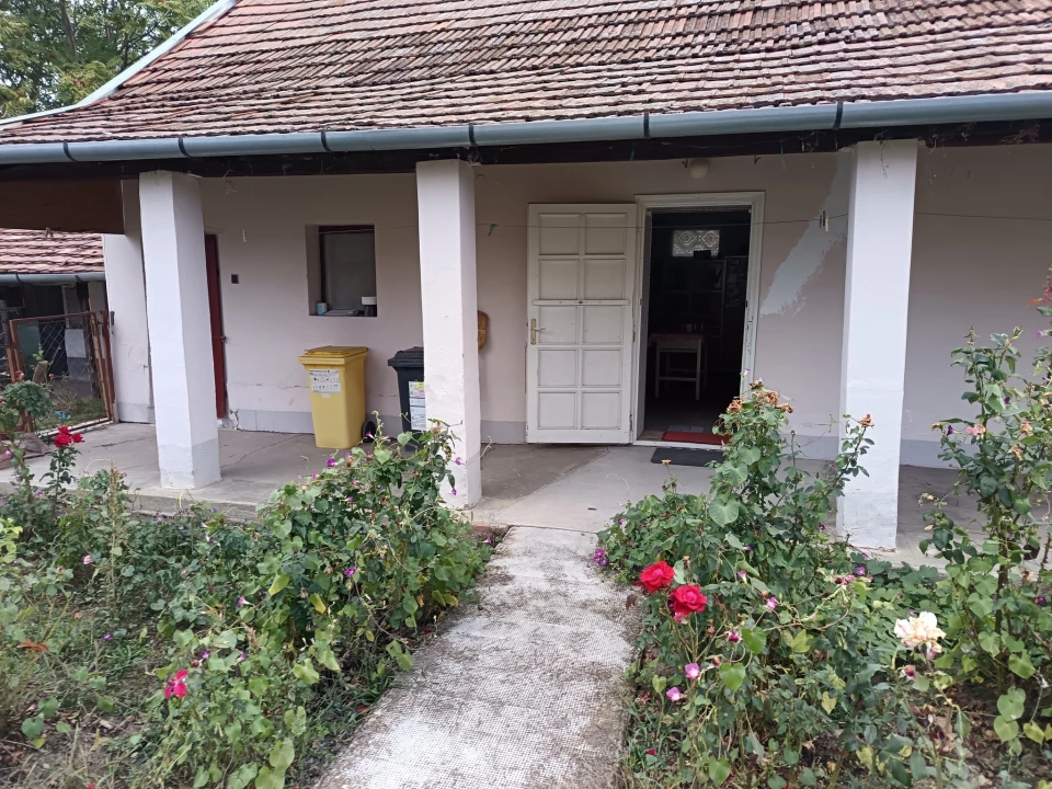 Eladó családi ház, Szeghalom