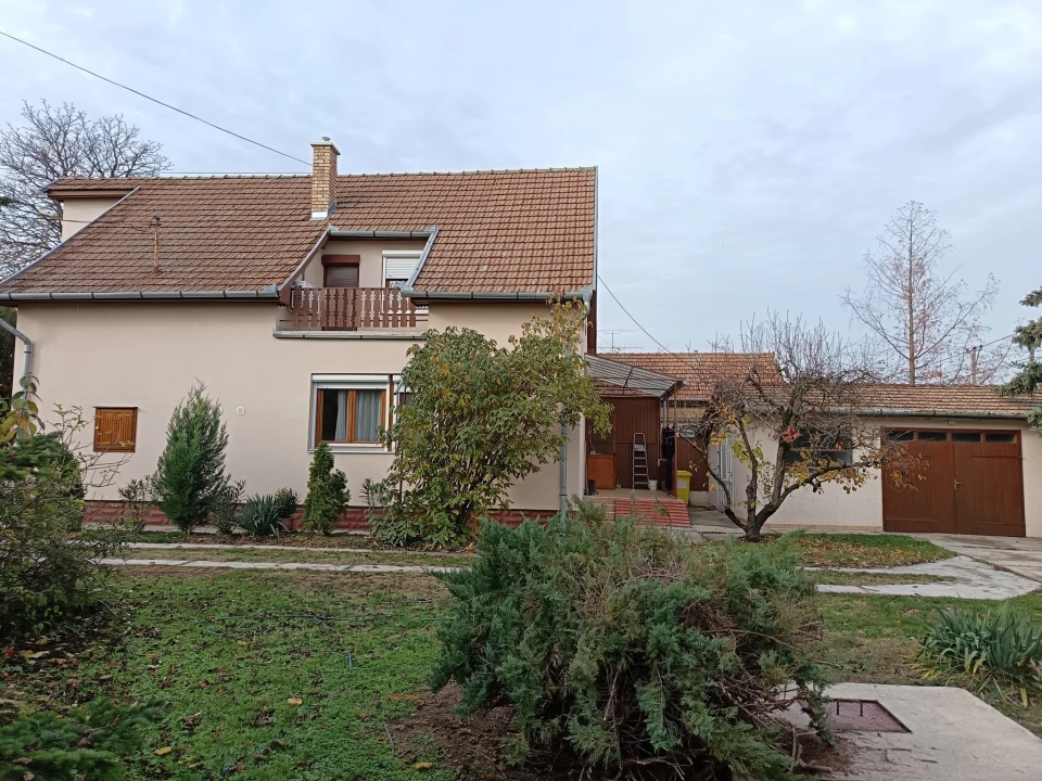 Eladó családi ház, Szeghalom