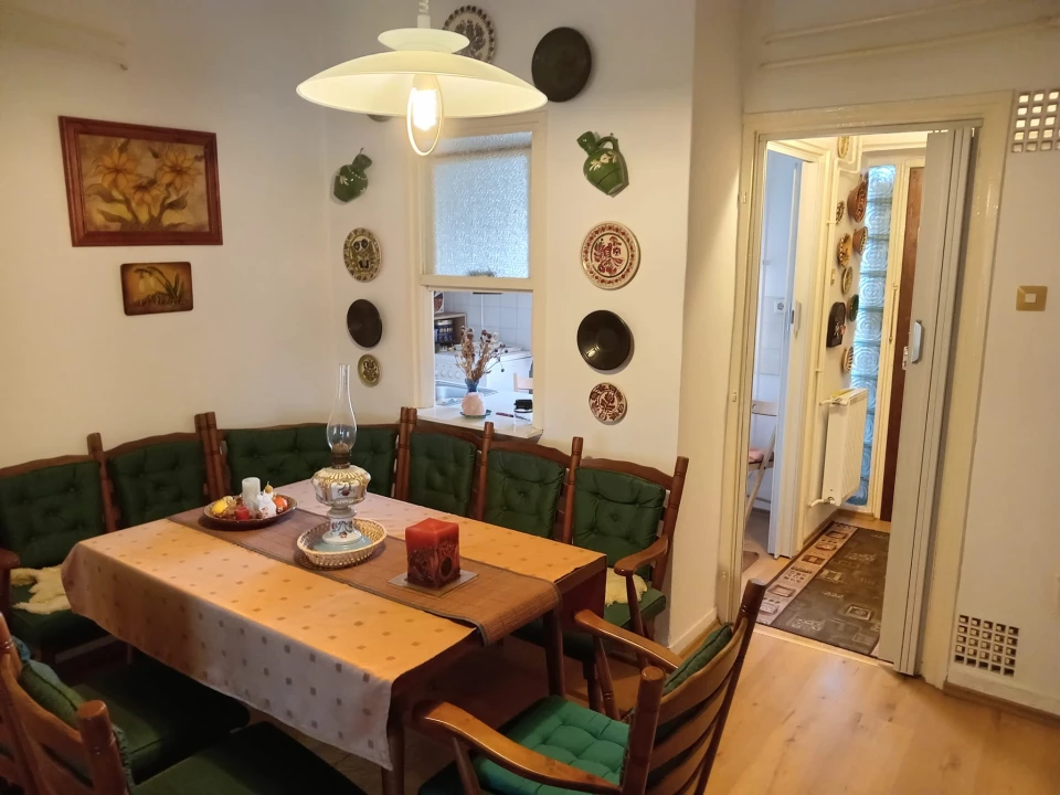 Eladó társasházi lakás, Szeghalom