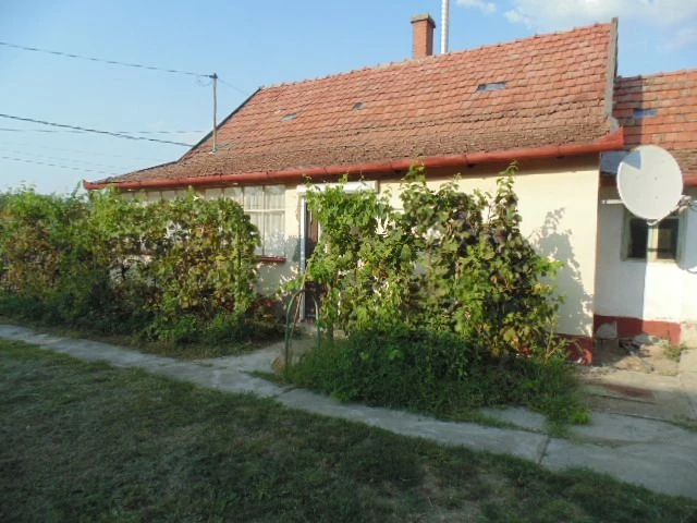 Eladó családi ház, Csökmő