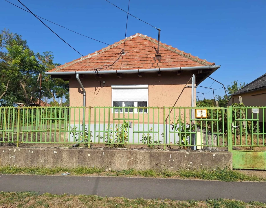 For sale house, Mezőkeresztes