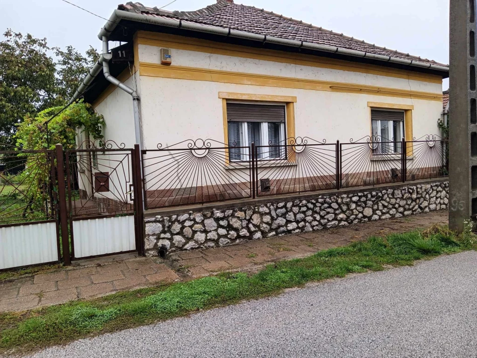 For sale house, Mezőkövesd