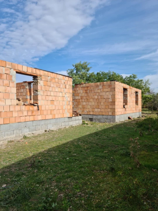 Eladó építési telek, Mezőkeresztes