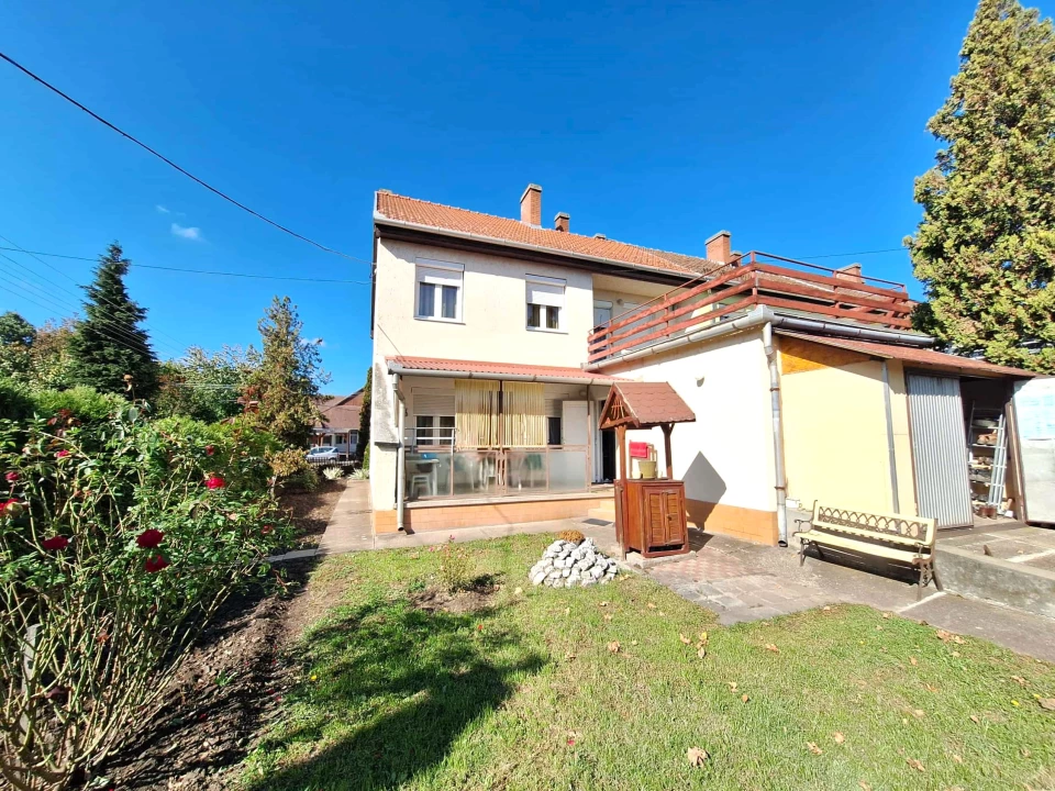 Eladó sorház, Mezőkövesd