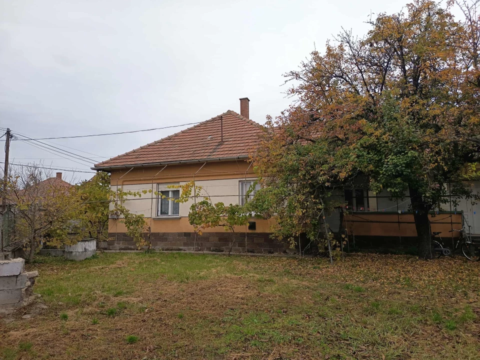 Eladó családi ház, Szentistván