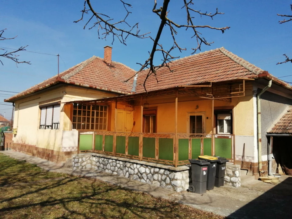 Eladó családi ház, Szentistván