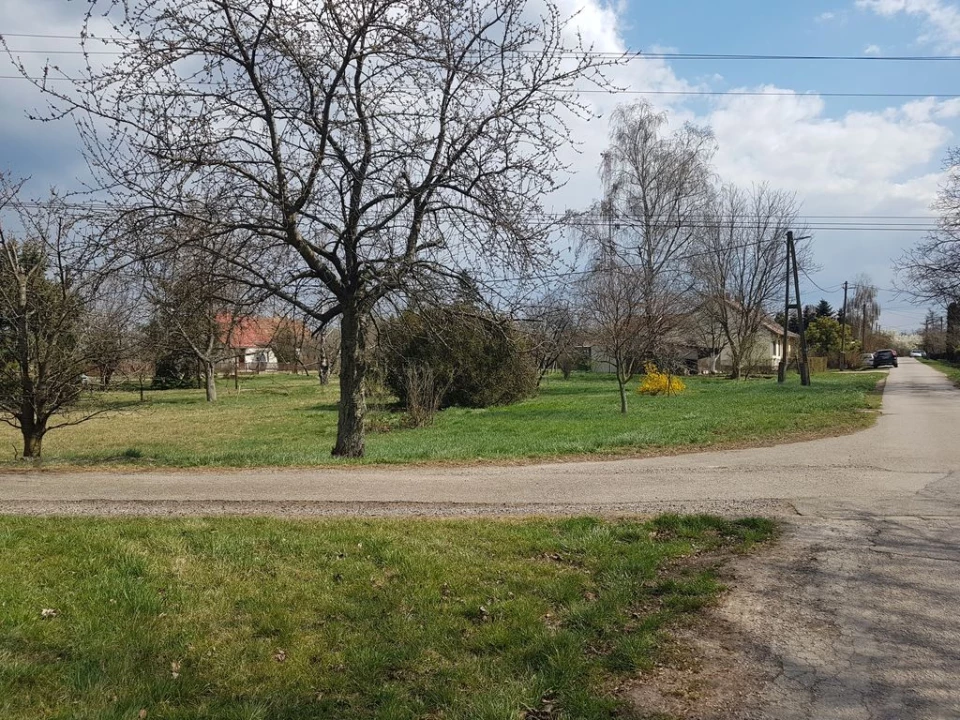 For sale building plot, Kápolnásnyék