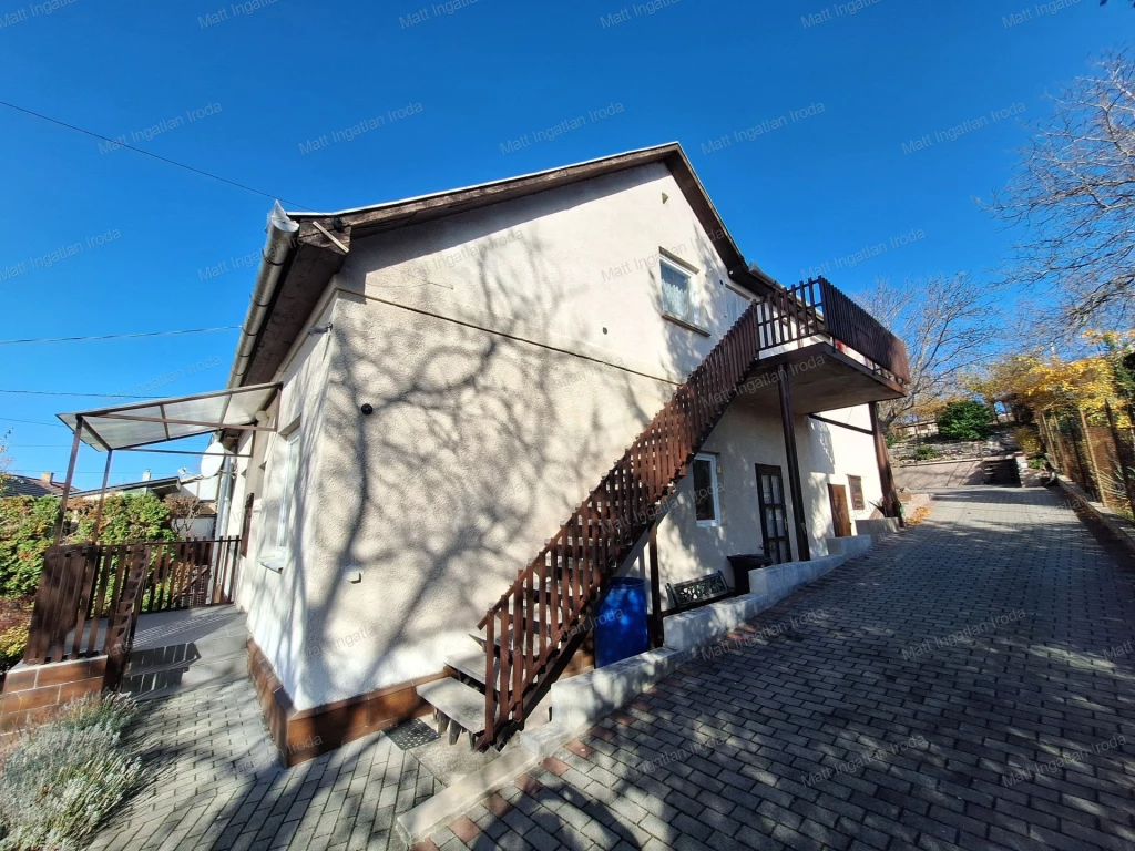 For sale semi-detached house, Oroszlány