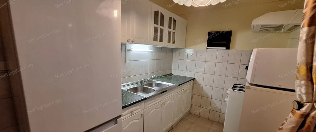 c3-1-name c2-20-name, Tatabánya, Dózsakert