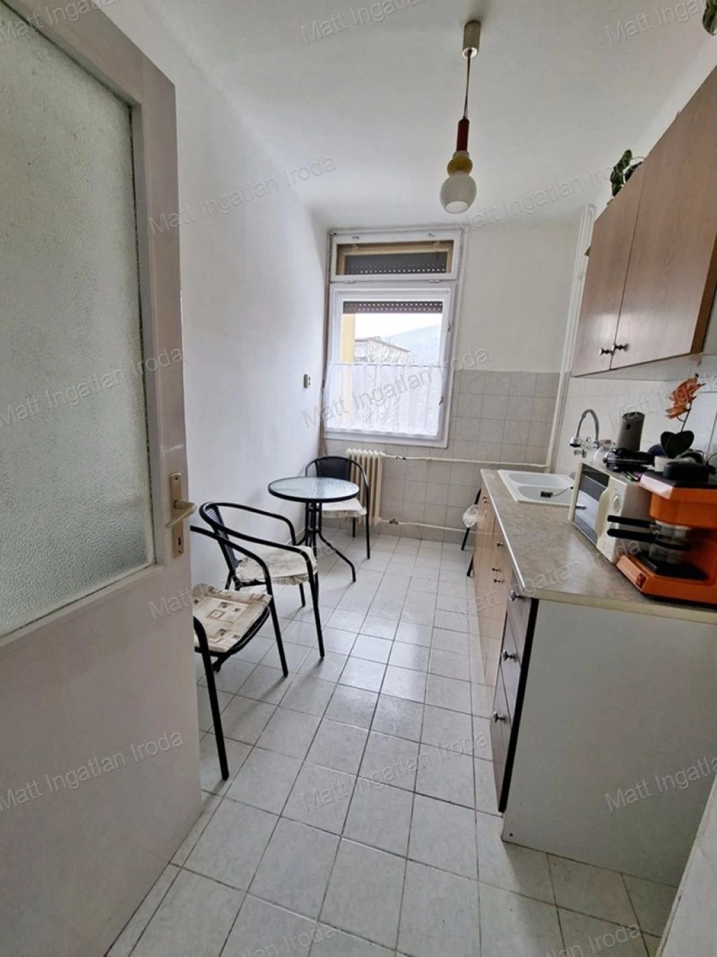 c3-1-name c2-19-name, Tatabánya, Újváros