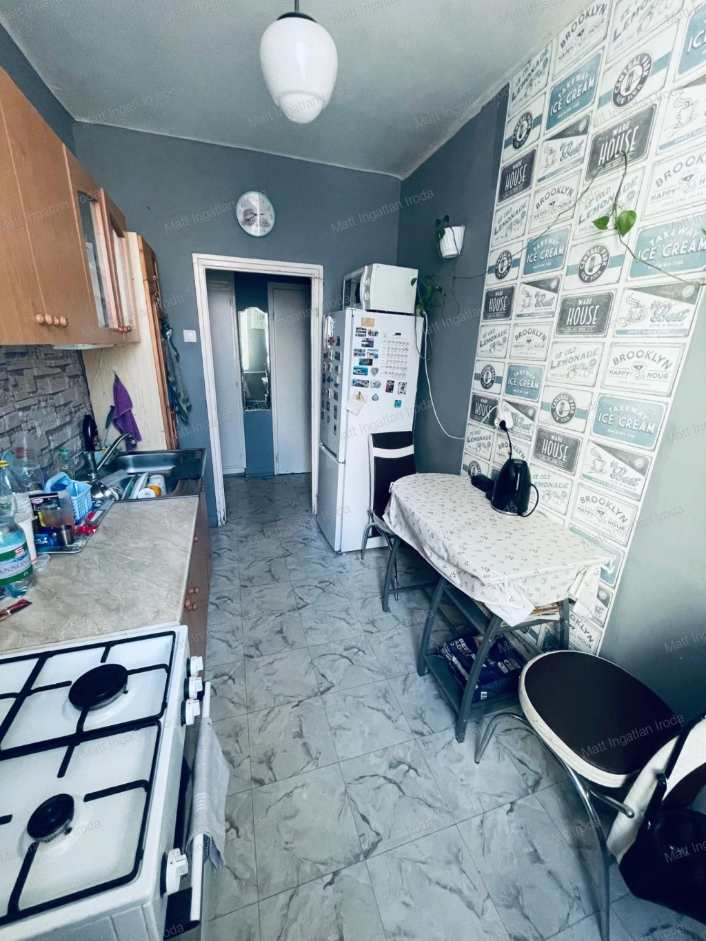 c3-1-name c2-19-name, Tatabánya, Dózsakert