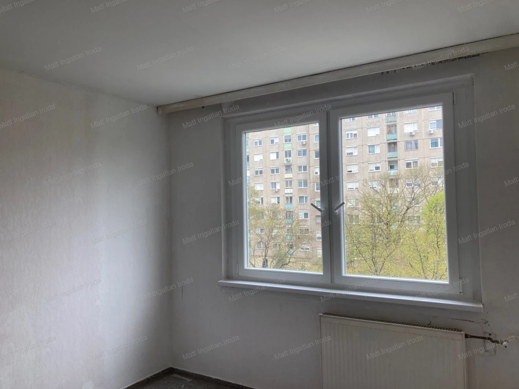 c3-1-name c2-20-name, Tatabánya, Újváros