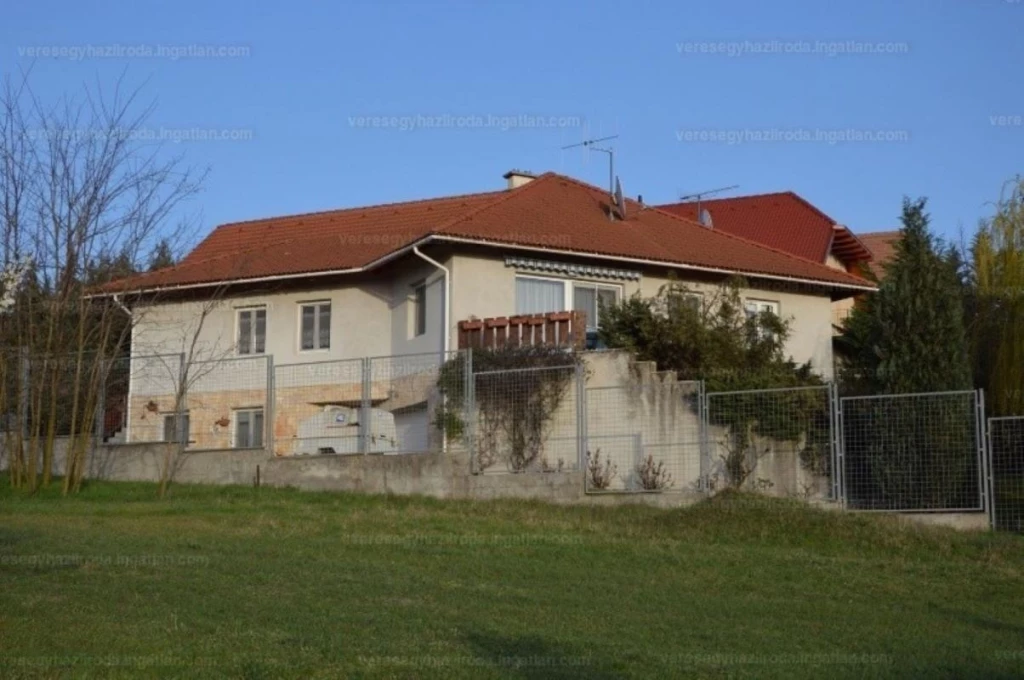 For sale house, Veresegyház