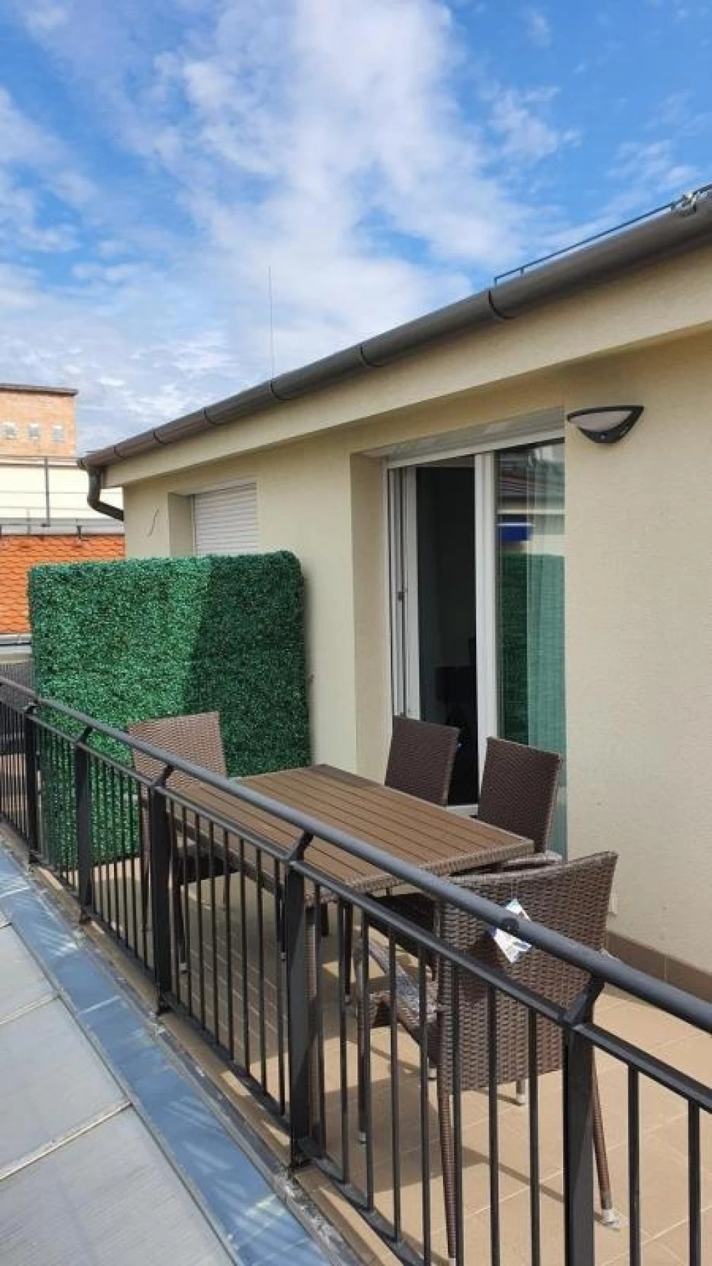 For sale brick flat, Budapest VI. kerület, Nagykörúton kívüli terület