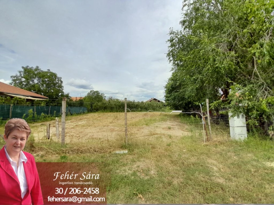 For sale building plot, Lakitelek