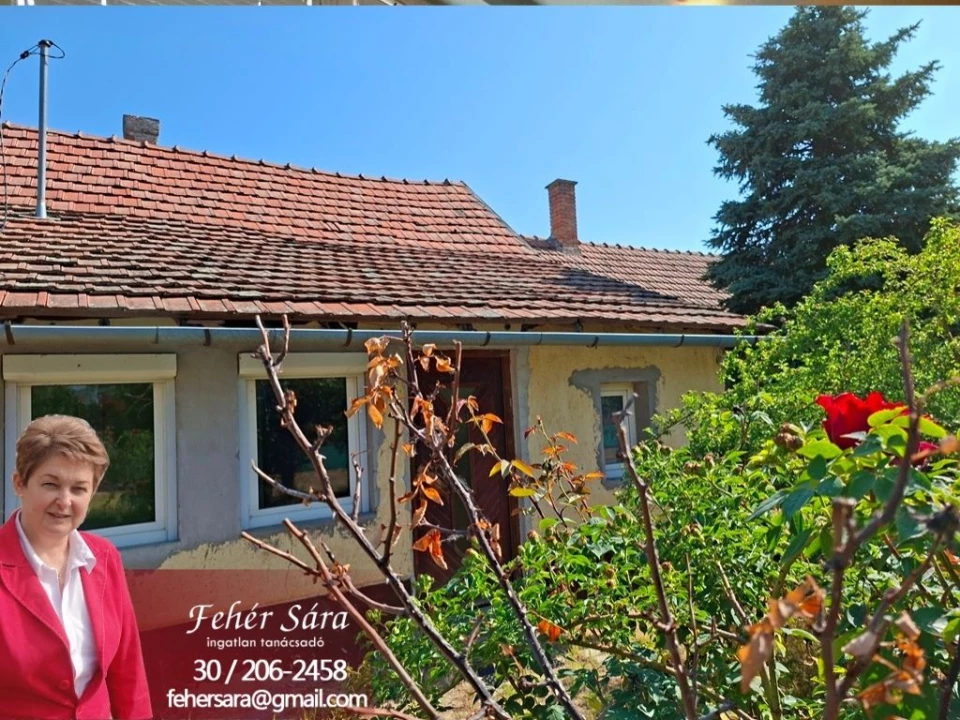 Eladó családi ház, Lakitelek