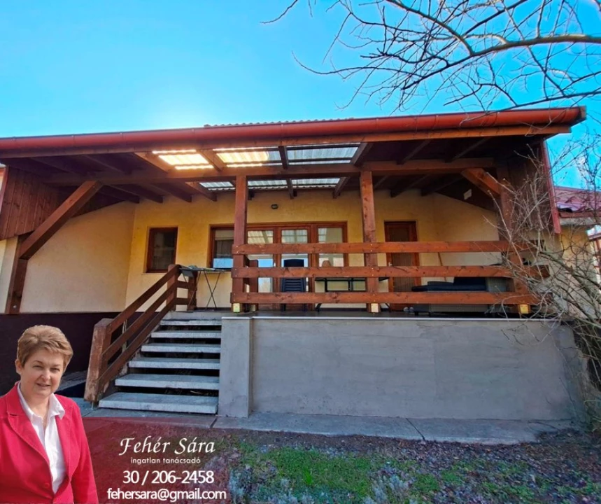 For sale weekend house, Lakitelek