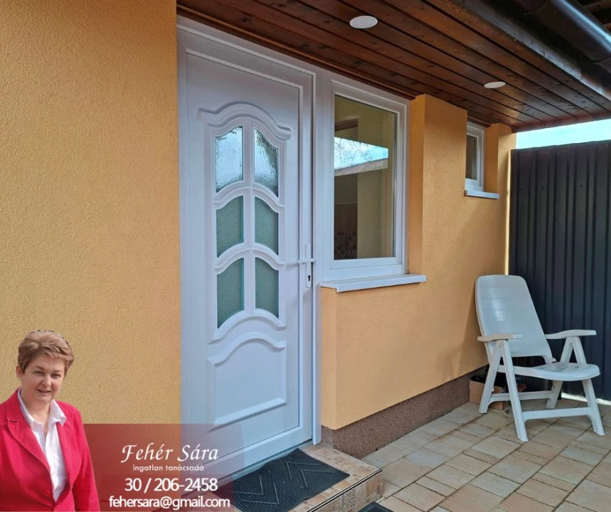 Eladó hétvégi ház, Cserkeszőlő