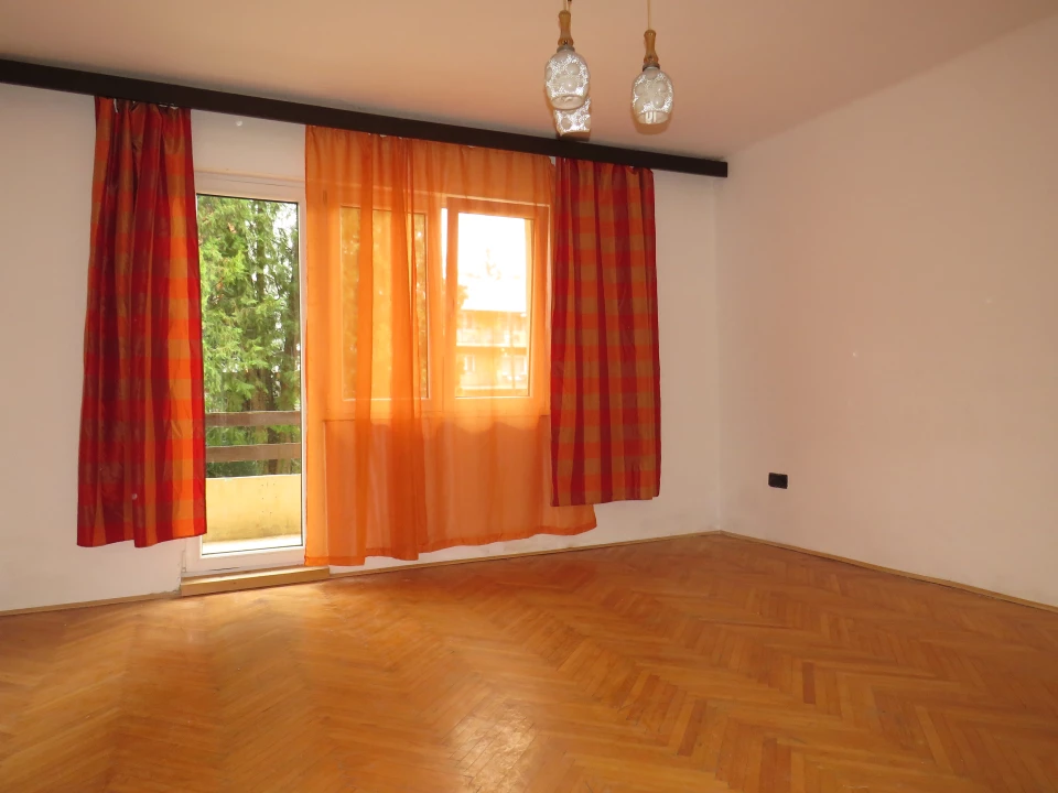 For sale brick flat, Sopron