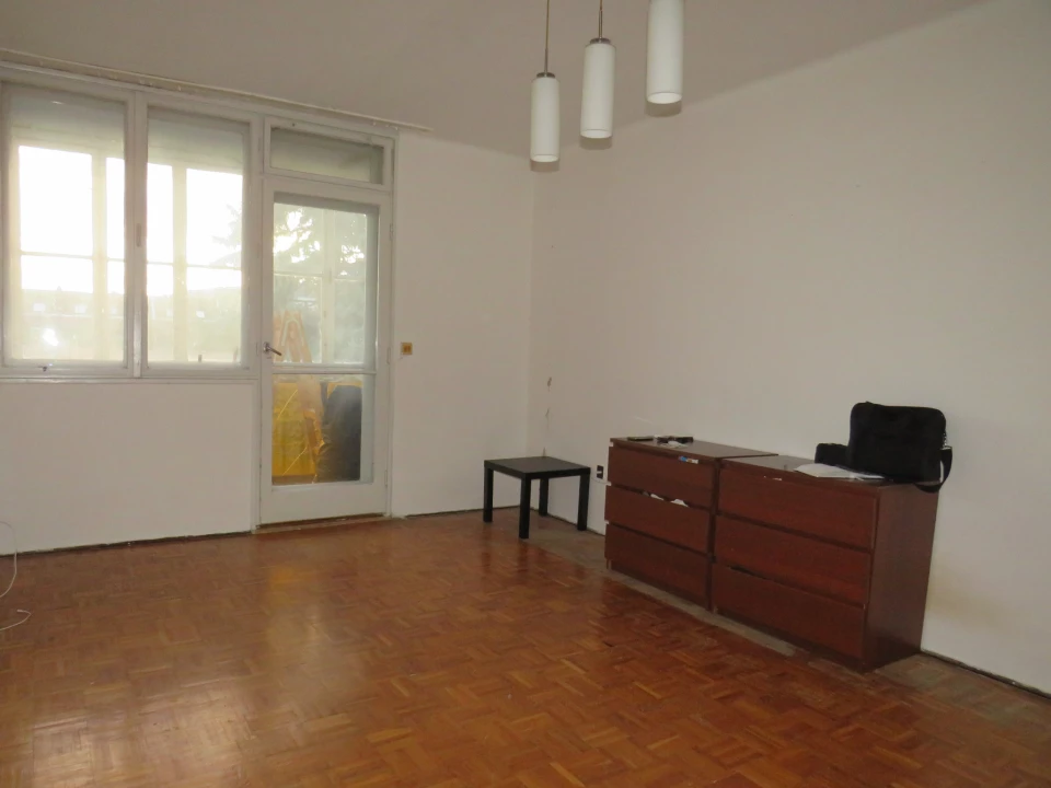 For sale brick flat, Sopron