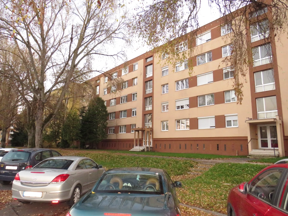 For sale panel flat, Sopron