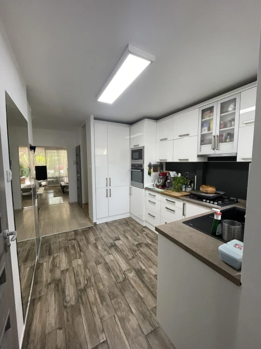 Eladó sorház, Debrecen