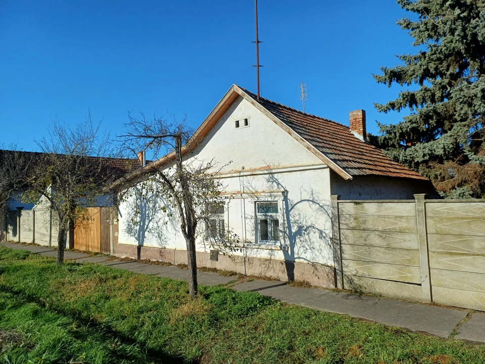 For sale house, Földeák