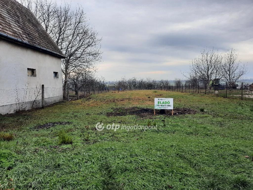 For sale building plot, Ádánd