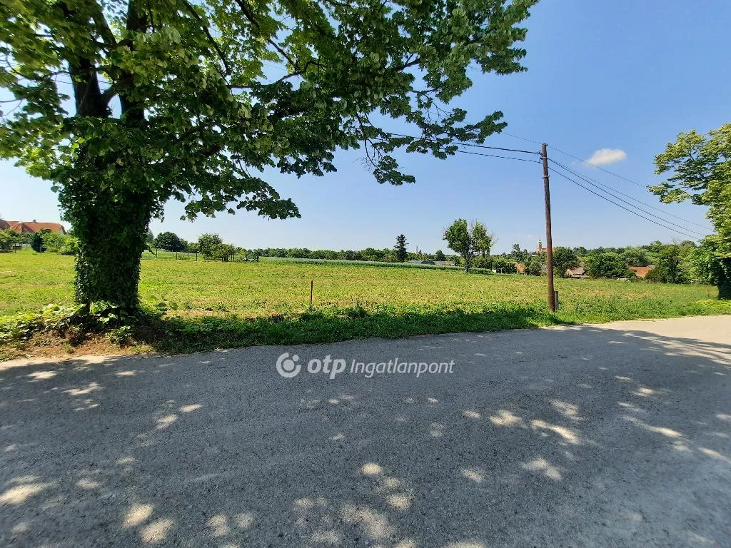 For sale building plot, Iregszemcse