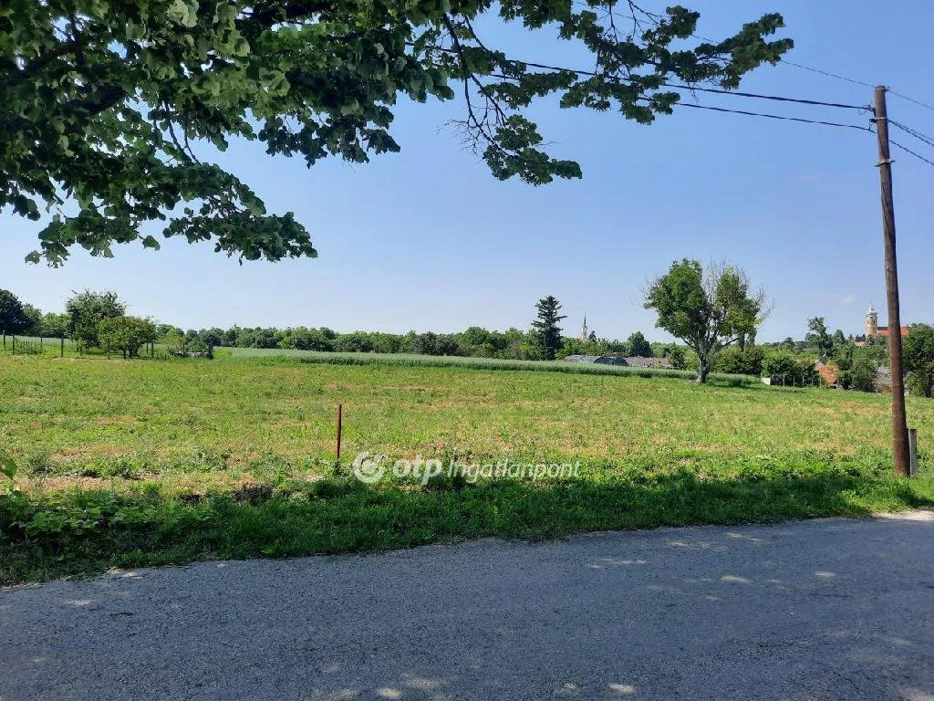 For sale building plot, Iregszemcse