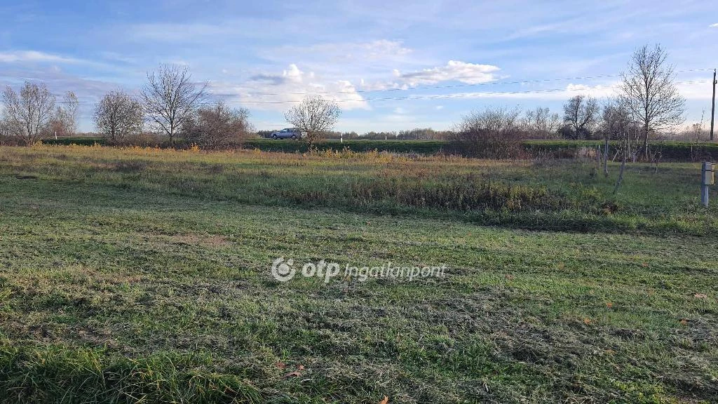 Eladó Telek, Balatonkeresztúr