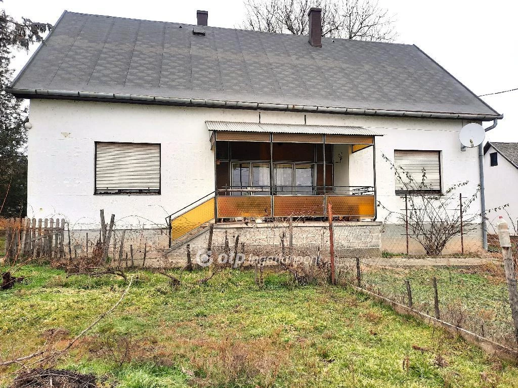 For sale house, Som