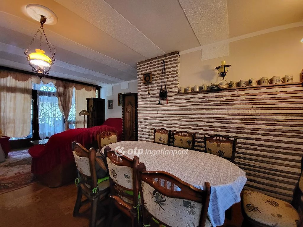 Eladó Ház, Siófok