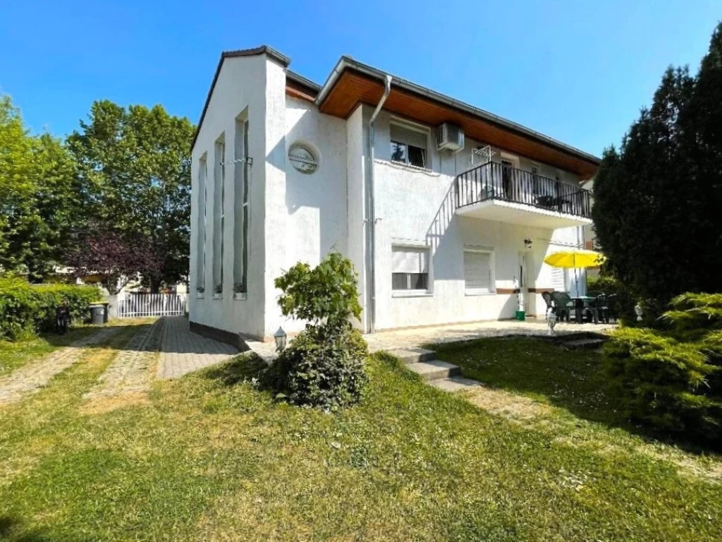 Eladó Ház, Siófok