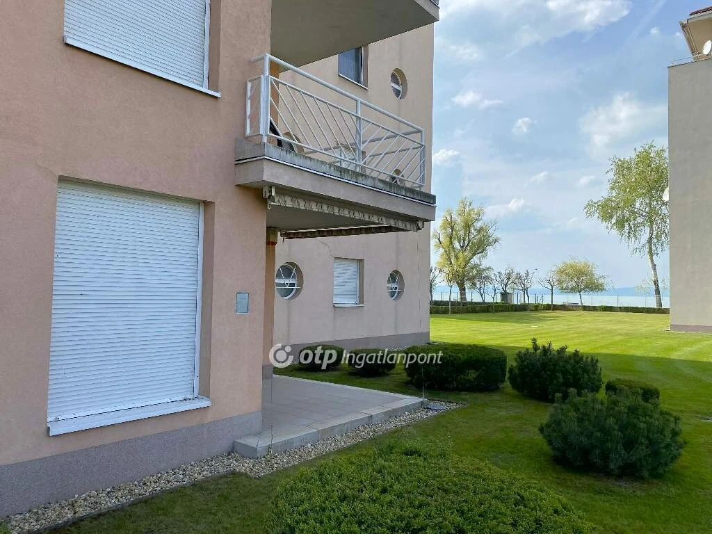 Eladó Lakás, Siófok