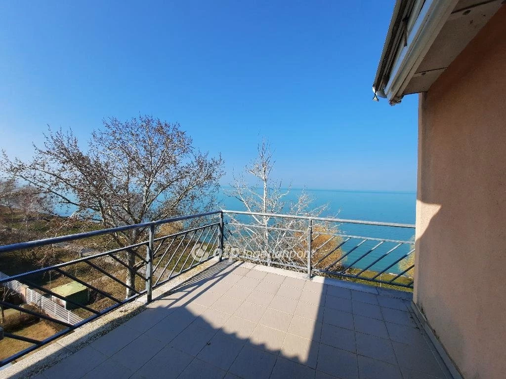 Eladó Lakás, Siófok