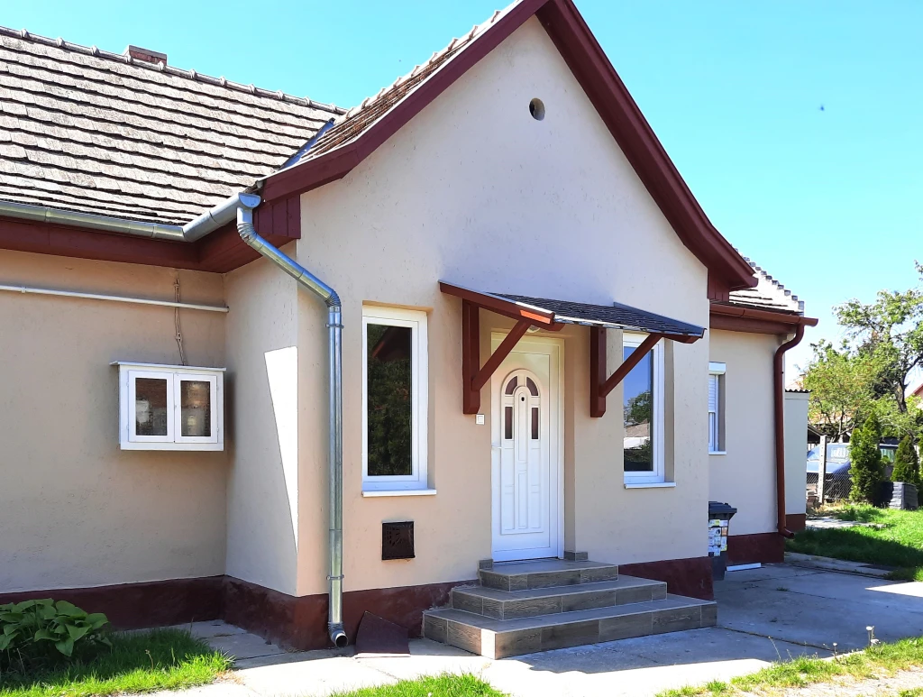 Eladó Ház, Siófok