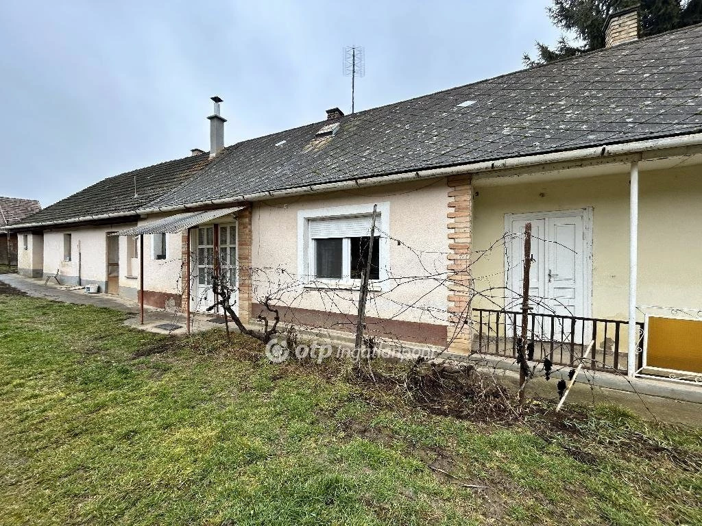 Eladó Ház, Iregszemcse