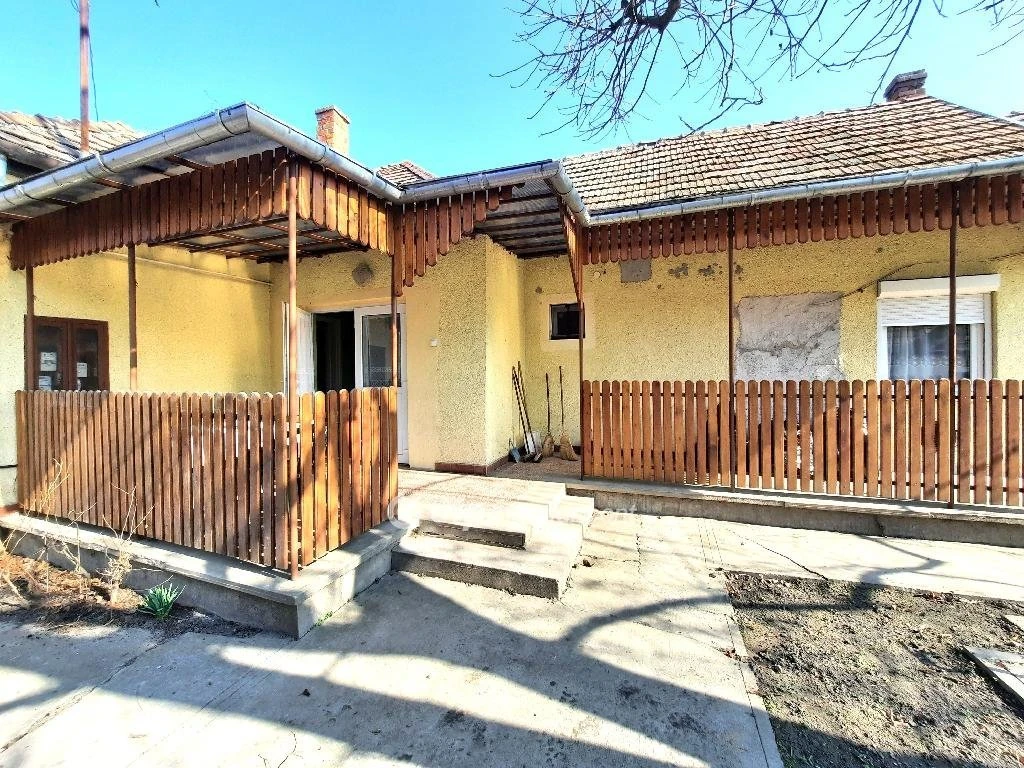 c3-1-name c2-1-name, Siófok