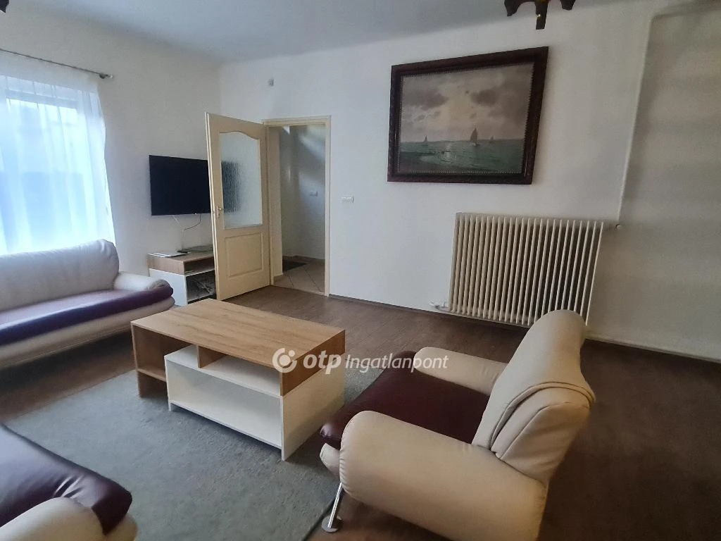 c3-1-name c2-1-name, Siófok