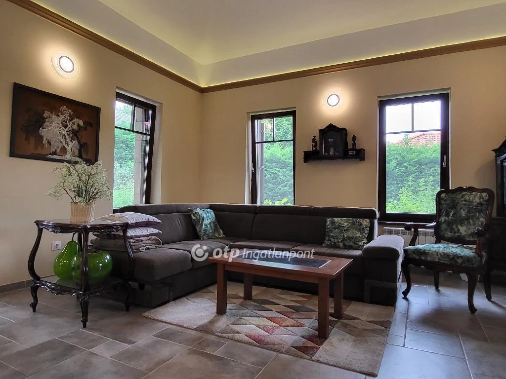 c3-1-name c2-1-name, Zamárdi