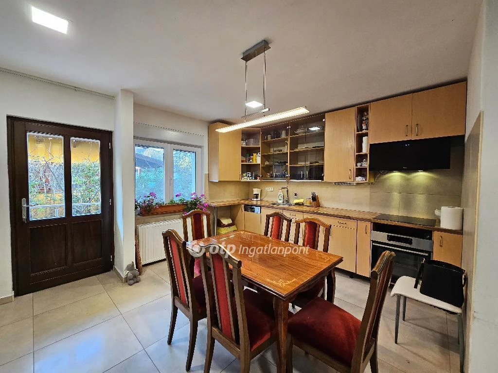 Eladó Ház, Siófok