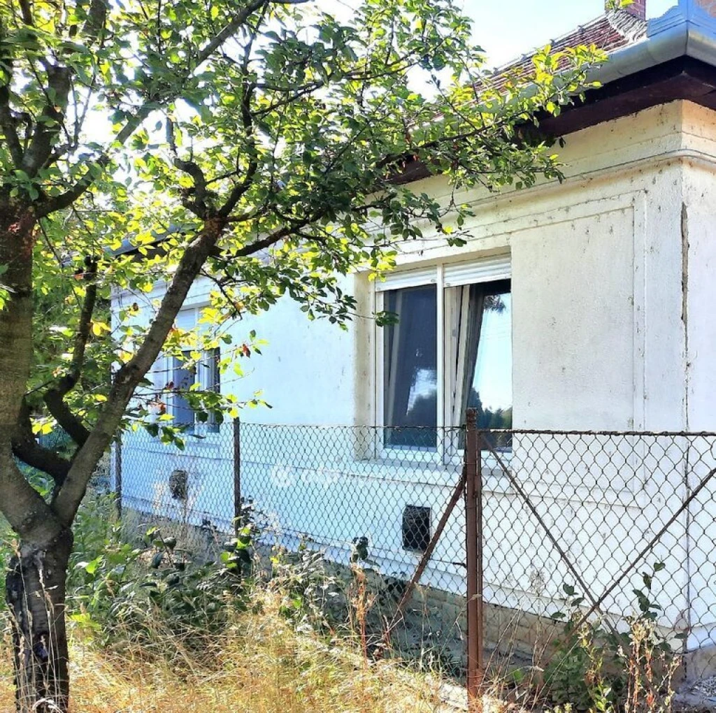 Eladó Ház, Siófok