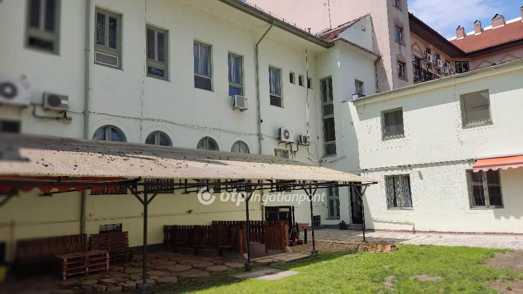 For sale office, office block, Szeged