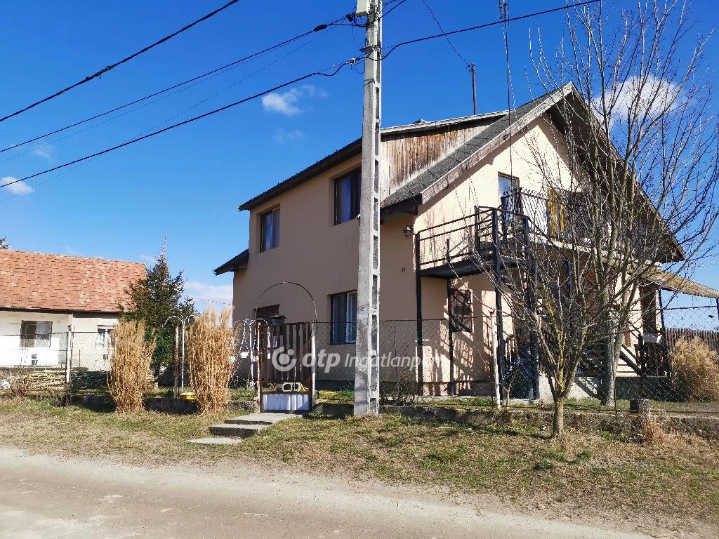 For sale house, Kiskunlacháza