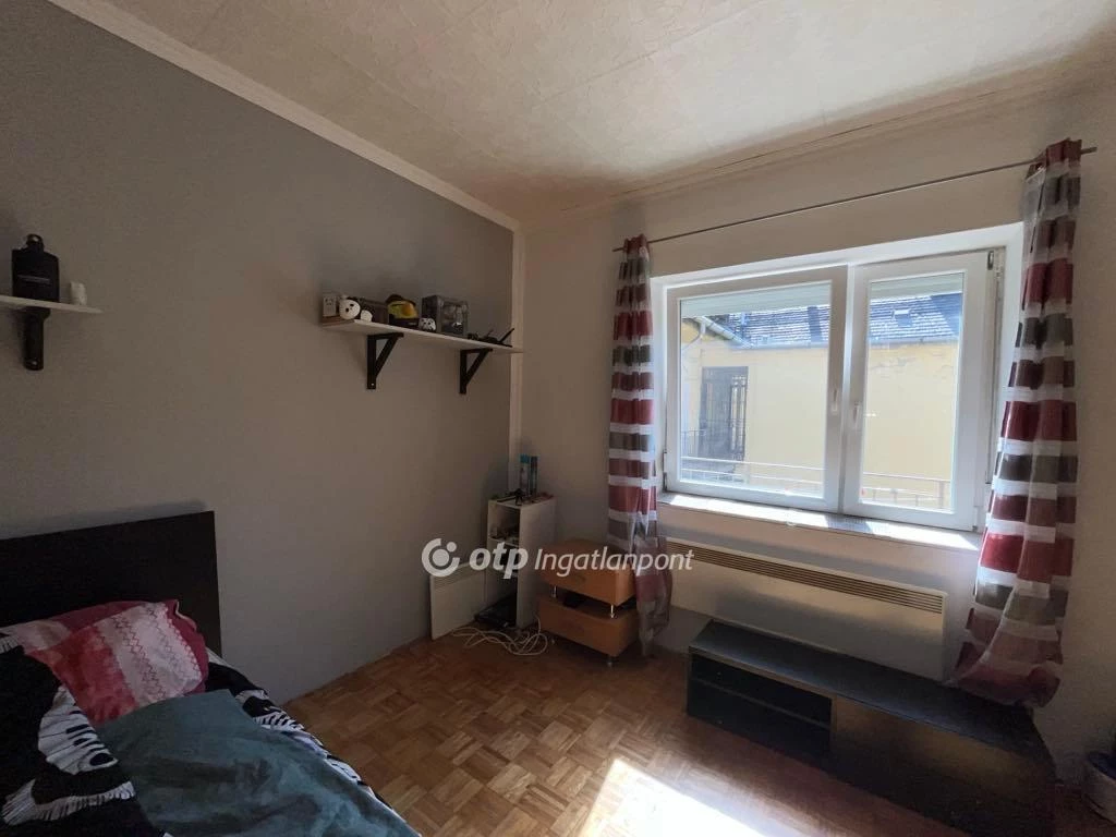 For sale brick flat, Budapest X. kerület, Kőbánya