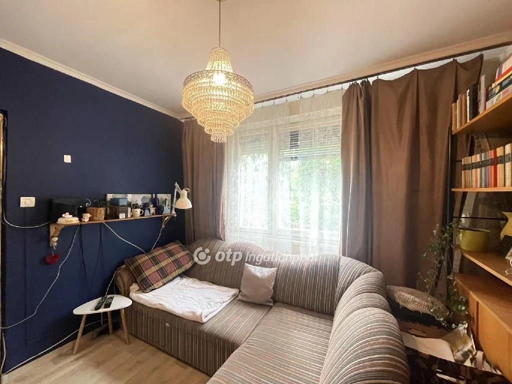 Eladó Lakás, Budapest 15. ker.